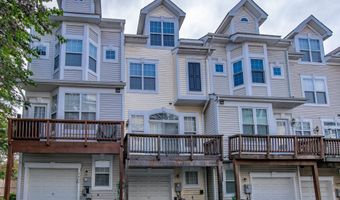 5832 COWLING Ct, Alexandria, VA 22304