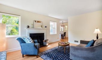 7110 COVENTRY Rd, Alexandria, VA 22306