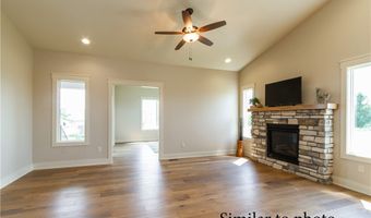 2702 3rd Ave SE, Altoona, IA 50009