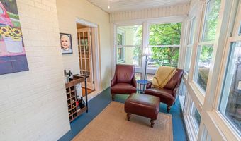 461 Circle Dr, Abingdon, VA 24210
