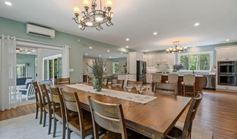 271 Red Gate Ln, Acton, ME 04001