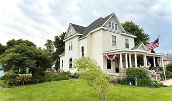 619 Q St, Aurora, NE 68818
