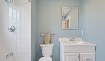 12 Honora Ln 12, Bourne, MA 02532
