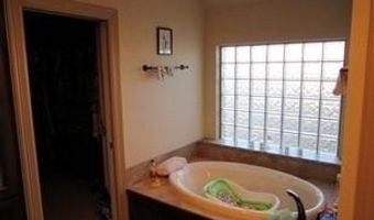 433 Apple Blossom Dr, Abilene, TX 79602