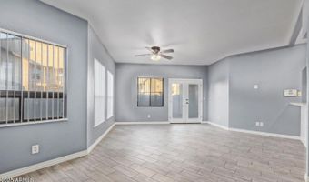 280 S ELIZABETH Way 14, Chandler, AZ 85225