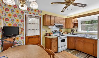 2720 HIDDEN VALLEY Rd, Accokeek, MD 20607