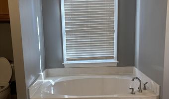 150 CHESTNUT Dr, Alabaster, AL 35007