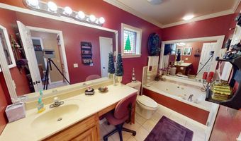 52 Bear Track Rd, Andrews, NC 28901