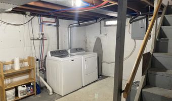 317 S West St, Angola, IN 46703