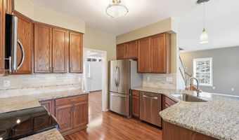 39 LAKSHMAN Ct, Dover, DE 19904