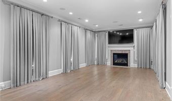 1685 Mount Paran Rd NW, Atlanta, GA 30327