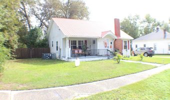 906 Fair St, Camden, SC 29020