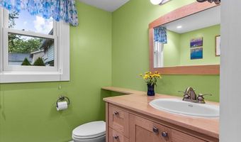 167 Ferguson Ave, Burlington, VT 05401