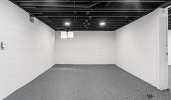 884 S Chesterfield Rd, Columbus, OH 43209