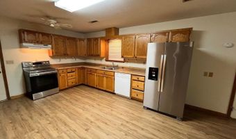 75 Moore Ave, Batesville, AR 72501