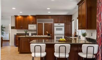 1637 Encino Dr, Escondido, CA 92025