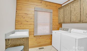 210 Big Rock Rd, Blacksburg, SC 29702