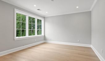 2920 CHESAPEAKE St NW, Washington, DC 20008