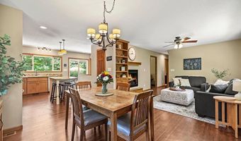 11718 50th St NE, Albertville, MN 55301