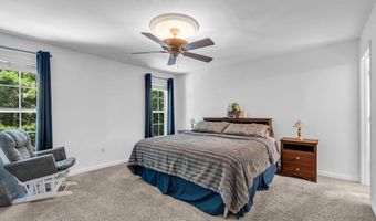 18 Foxmoor Ln, Bayville, NJ 08721