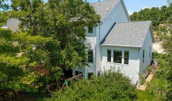 3124 Greenwood Rd, Ames, IA 50014