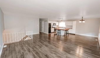 367 Napoli Ct, Ballwin, MO 63021