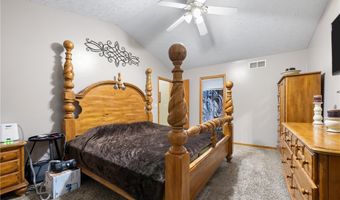 1795 New Milford Rd, Atwater, OH 44201