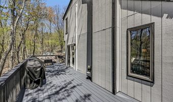 25 Arciel Dr, Albrightsville, PA 18210