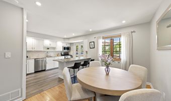 522 Mackey Ave, Belford, NJ 07718