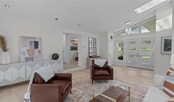 12 Kenmore Way, Lincoln, RI 02865