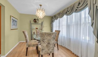 14 Dolan Ave, Aberdeen, NJ 07747