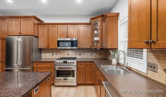 4936 W Village Trl SE, Ada, MI 49301