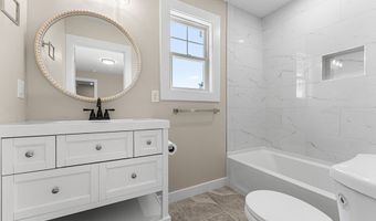 1506 Old Poole Rd, Alberta, VA 23821