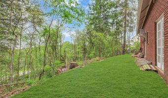 613 Briarcliff Dr, Aliquippa, PA 15001