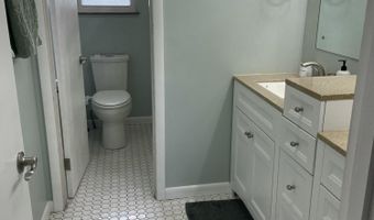 947 N Linden Dr, Alcoa, TN 37701