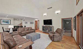 1066 Lake Viking Ter, Altamont, MO 64620