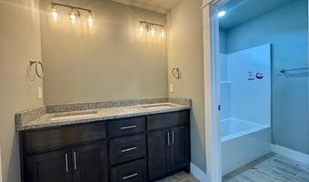 8 Cannich Ln, Bella Vista, AR 72715