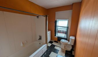 1908 Pine Ave, Altoona, PA 16601