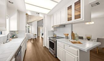 806 Victoria Dr, Arcadia, CA 91007