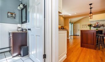 471 N. Quidnessett Rd, North Kingstown, RI 02852