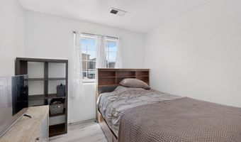 736 Torretta Dr SW, Albuquerque, NM 87121