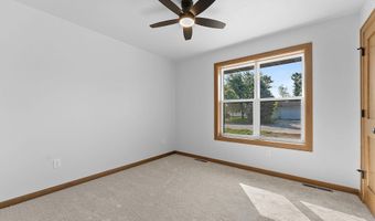 413 CARRIE LYNN Ave, Algoma, WI 54201