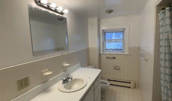 35-37 Osborne St, Danbury, CT 06810