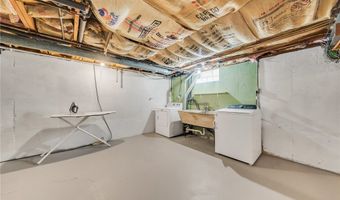36 Lennox Ave, Amherst, NY 14226