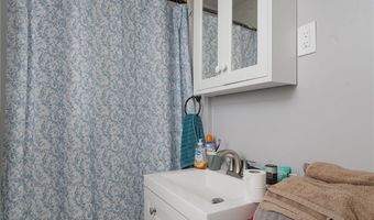 339 Waterman Ave, East Providence, RI 02914