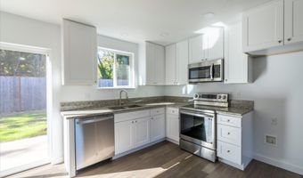 501 NORTH Ave, Bandon, OR 97411