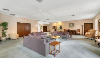 1055 KENSINGTON PARK Dr 205, Altamonte Springs, FL 32714