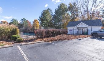 1622 Forest Springs Ln A, Ballwin, MO 63021