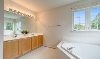42038 CHERISH Ct, Aldie, VA 20105