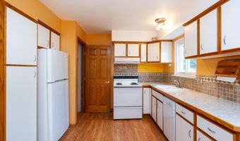 3111 Williamsburg Rd, Ann Arbor, MI 48108